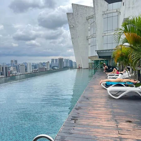 Regalia Spritz Empire Hostel Kuala Lumpur Exterior photo